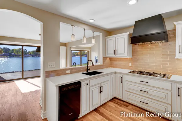 $840,000 | 15762 North Prospect Point Drive, Spring Lake, MI 49456