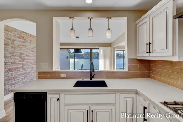 $840,000 | 15762 North Prospect Point Drive, Spring Lake, MI 49456