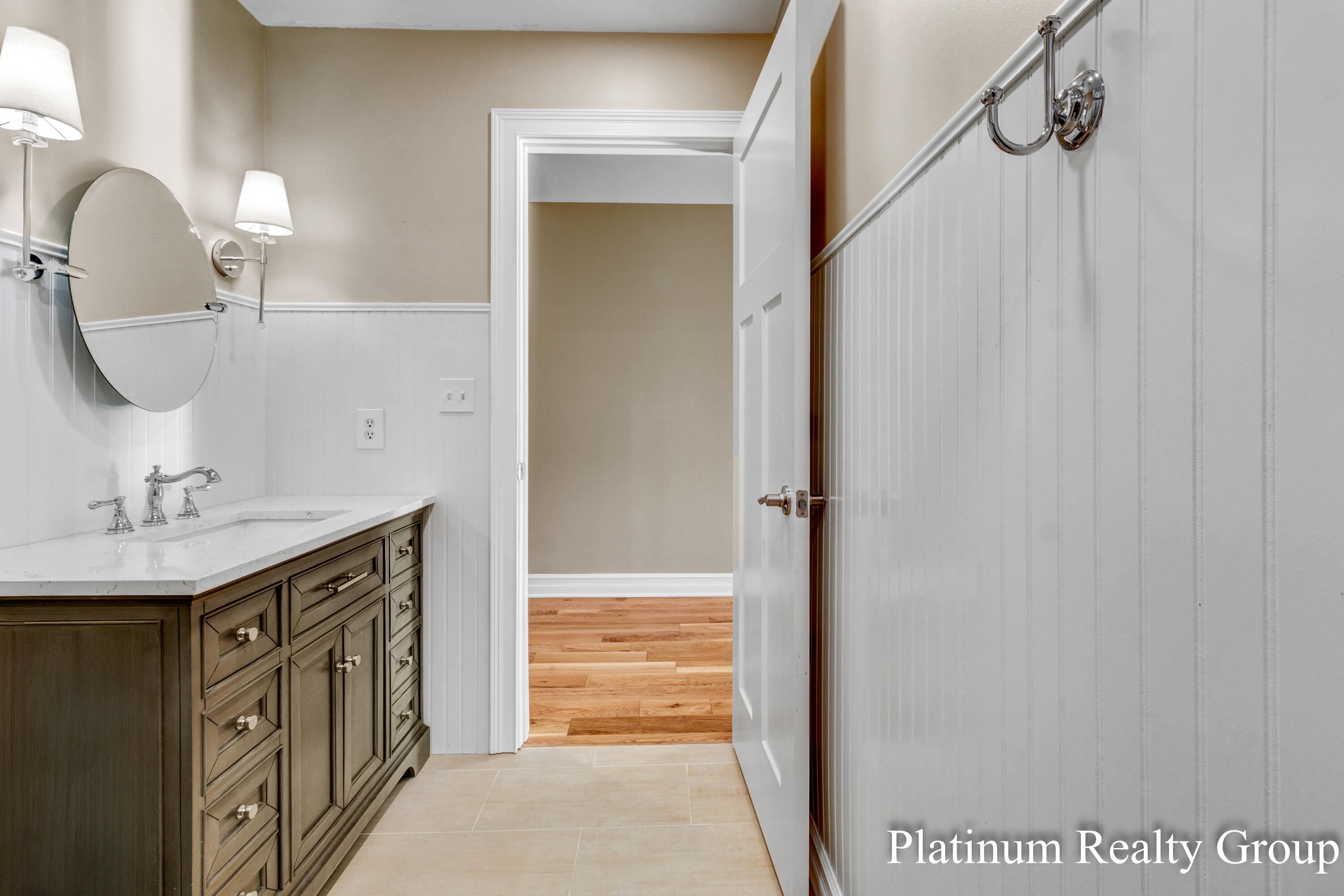 15762 North Prospect Point Drive Spring Lake, MI 49456 - Photo 33 of 60 Main Bathroom