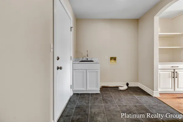 $840,000 | 15762 North Prospect Point Drive, Spring Lake, MI 49456