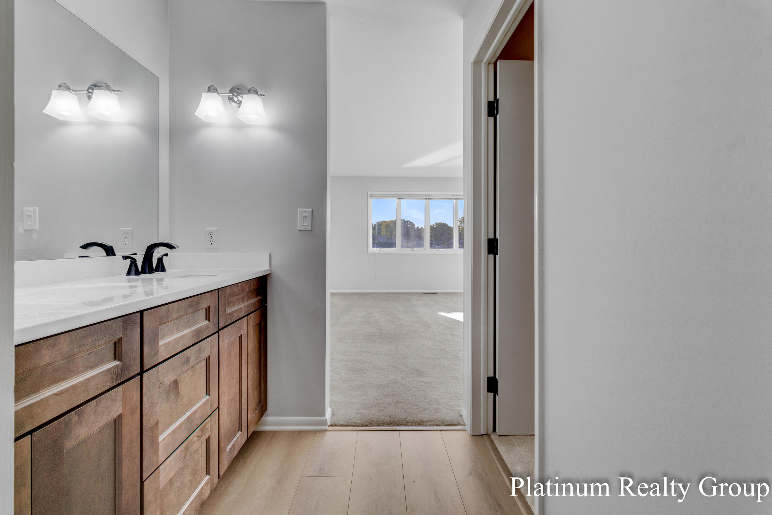 15762 North Prospect Point Drive Spring Lake, MI 49456 - Photo 52 of 60 Primary Bathroom