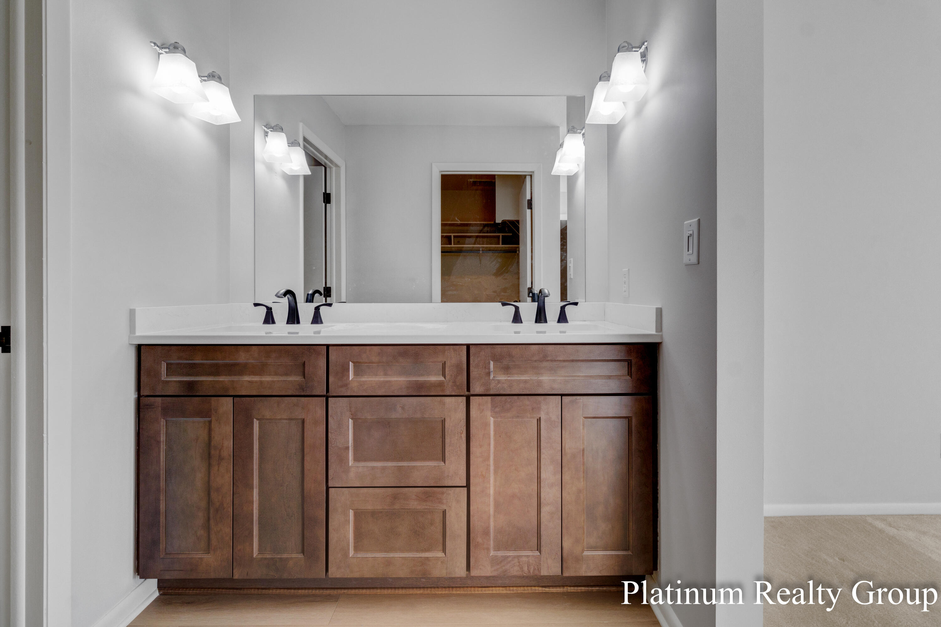 15762 North Prospect Point Drive Spring Lake, MI 49456 - Photo 54 of 60 Primary Bathroom