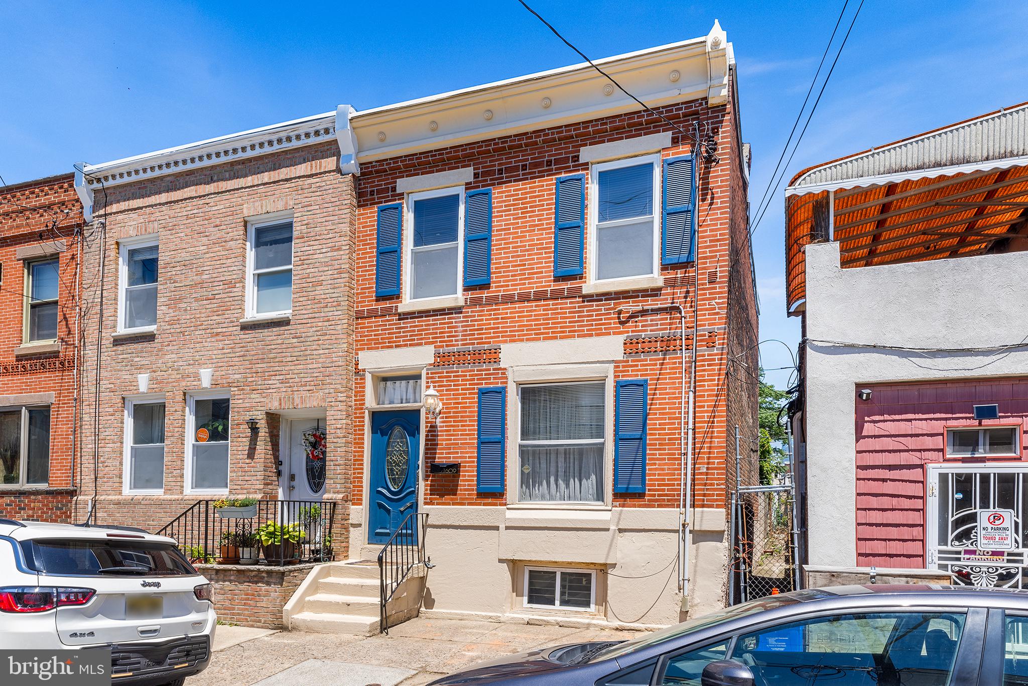 1609 Reed Street Philadelphia, PA 19146 - Photo 2 of 24 Gallery Image 2