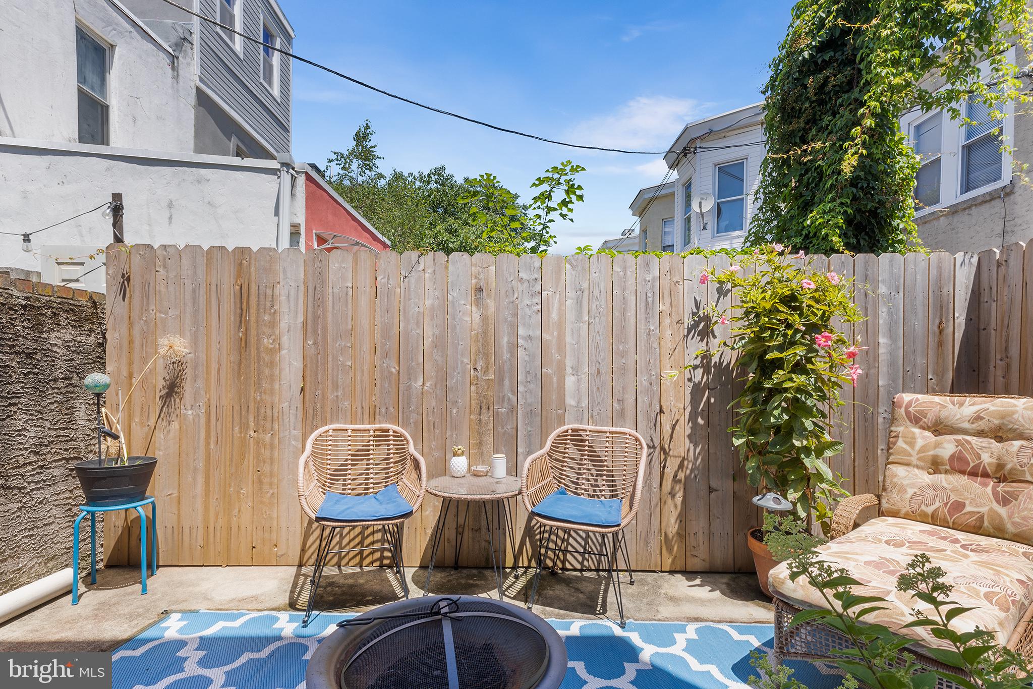 1609 Reed Street Philadelphia, PA 19146 - Photo 21 of 24 Adorable Patio