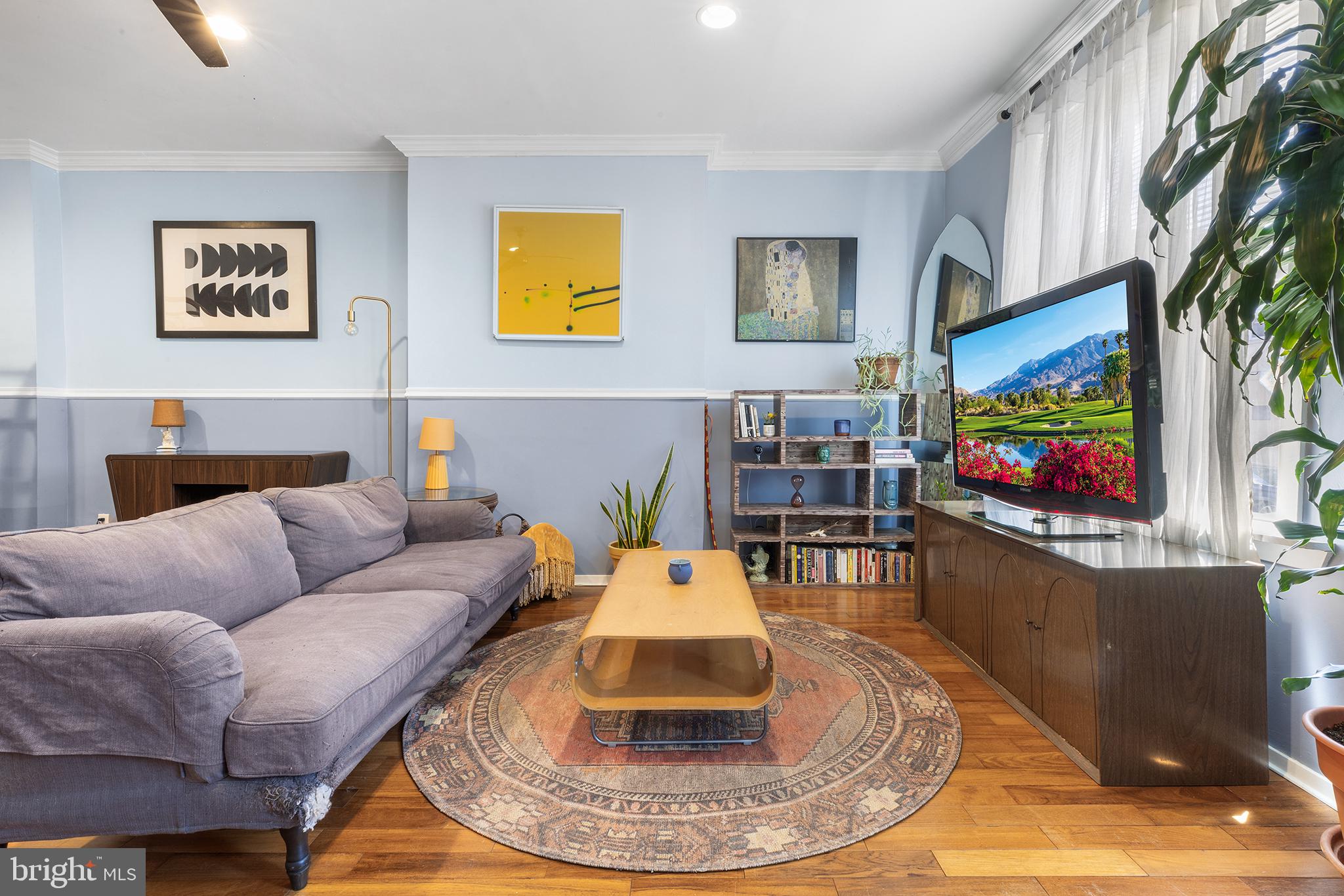 1609 Reed Street Philadelphia, PA 19146 - Photo 4 of 24 Hardwood Floors