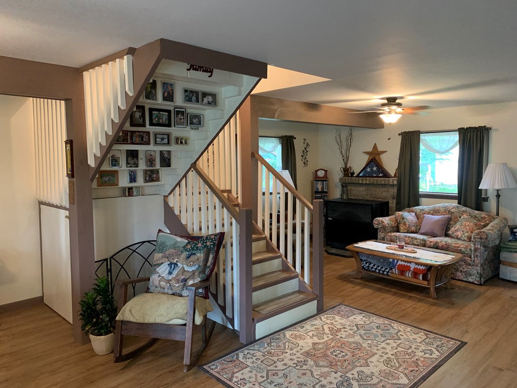 41910 Mageetown Road Centerville, PA 16404 - Photo 8 of 31 Gallery Image 8