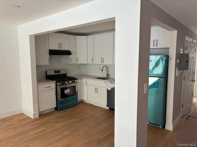 $3,200 | 5104 Post Road | Fieldston