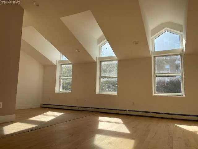 $3,200 | 5104 Post Road | Fieldston