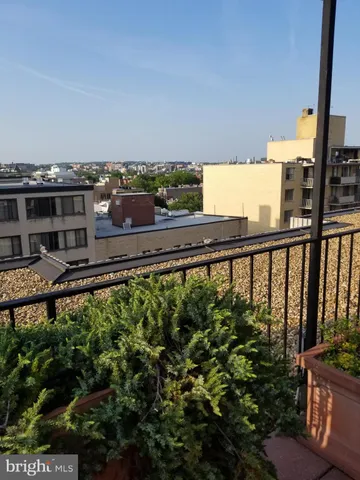 $2,100 | 1420 N Street Northwest, Unit 407, Washington, DC 20005