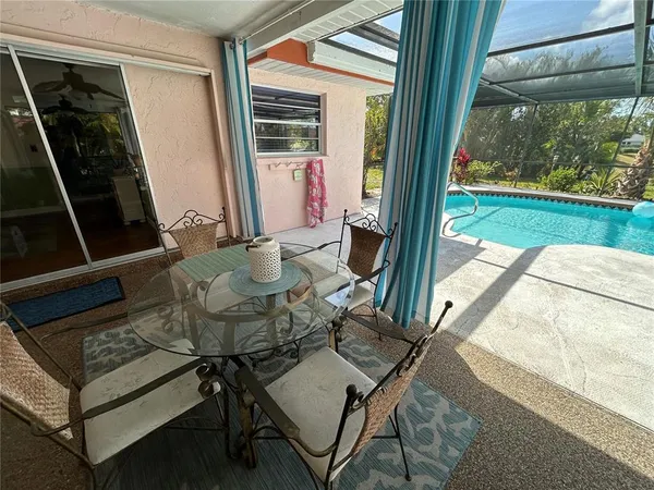 $2,950 | 6805 16th Ave Drive West, Bradenton, FL 34209