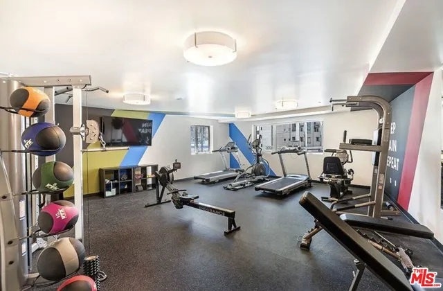 $2,480 | 521 West Colorado Street, Unit 318, Glendale, CA 91204