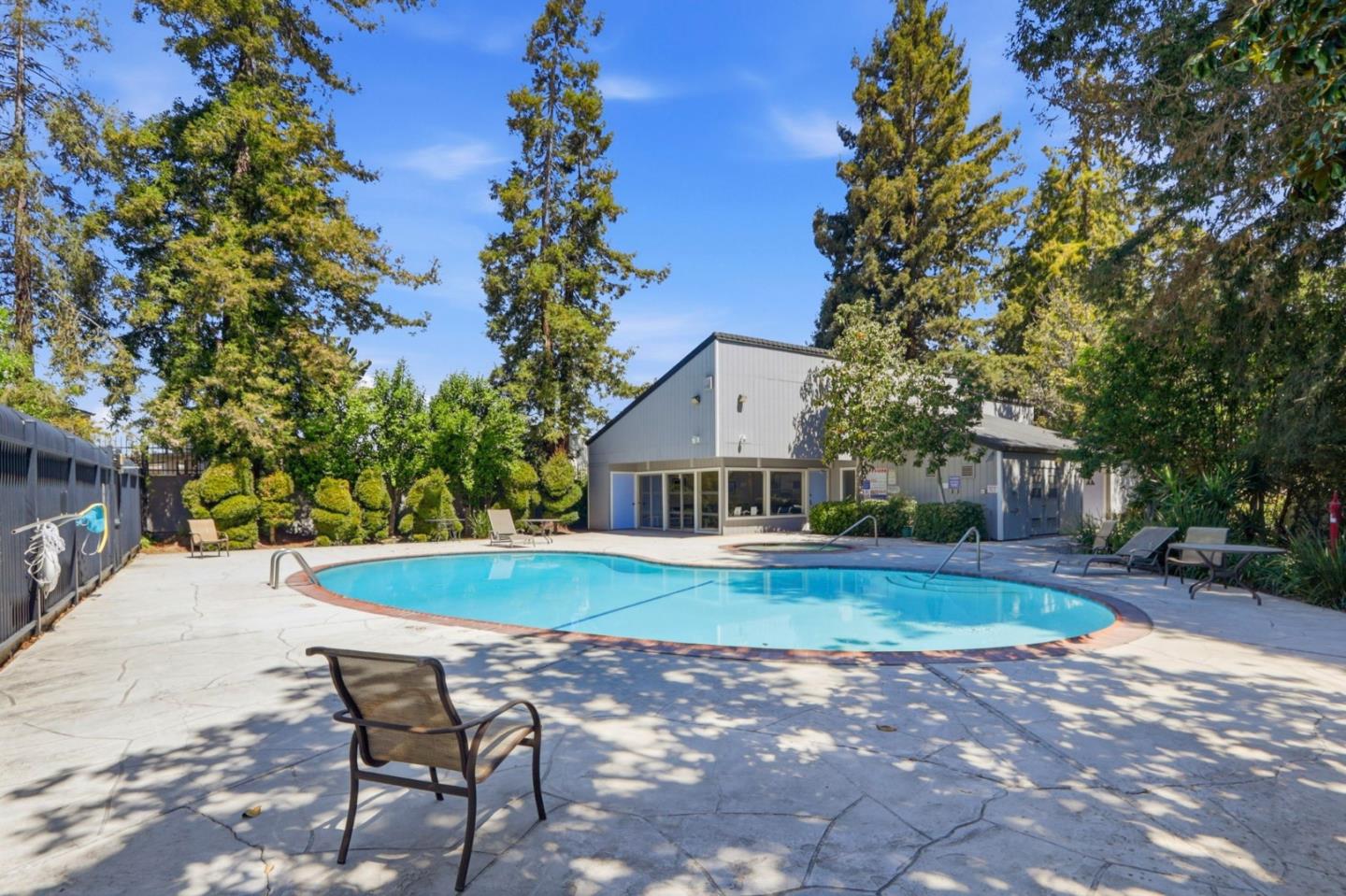 2252 Almaden Road, Unit A San Jose, CA 95125 - Photo 38 of 40