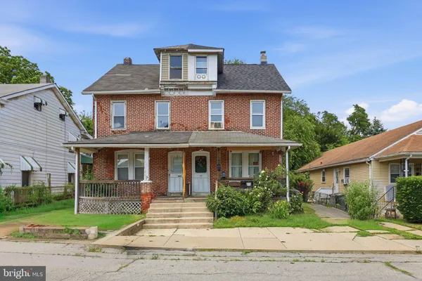 $199,900 | 631 East Chestnut Street, Coatesville, PA 19320