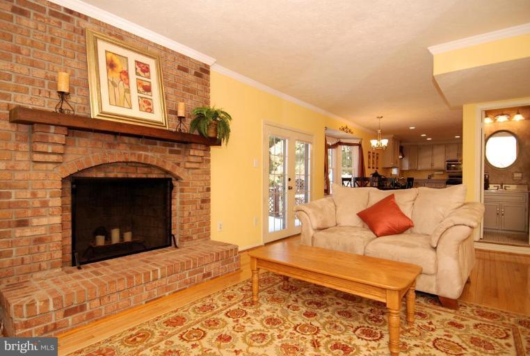 1030 Riva Ridge Drive Great Falls, VA 22066 - Photo 7 of 14 Family Room