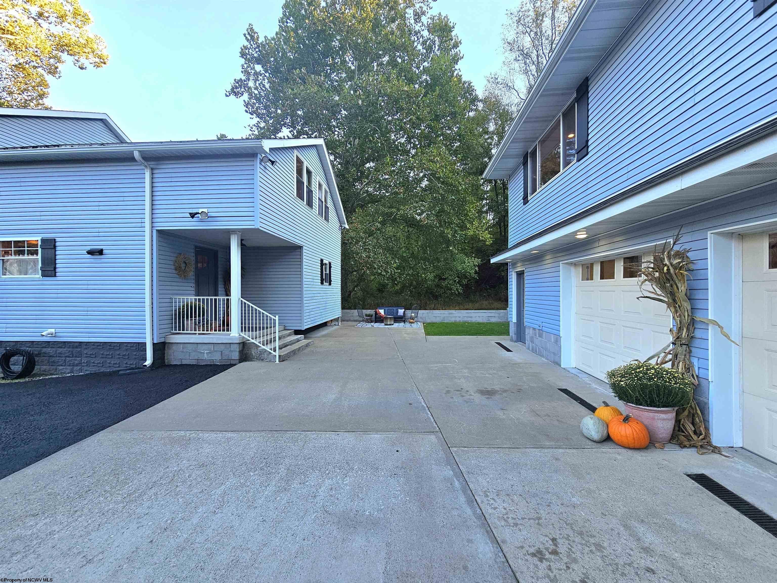 296 East Grafton Road Fairmont, WV 26554 - Photo 4 of 50 Gallery Image 4