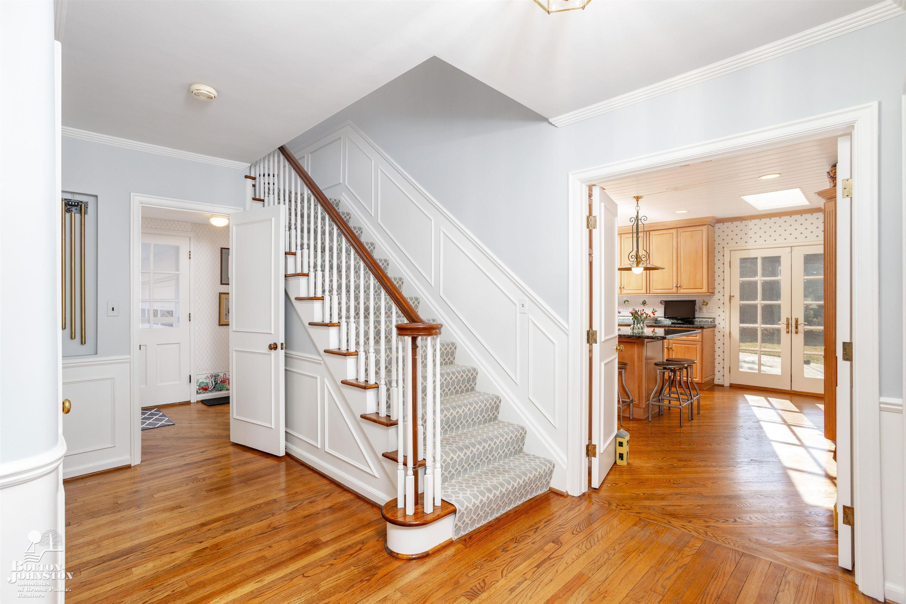 77 Merriweather Road Grosse Pointe Farms, MI 48236 - Photo 8 of 73