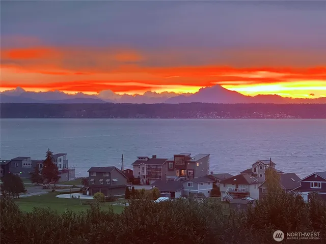 $1,595,000 | 505 South Michelle Drive, Camano Island, WA 98282