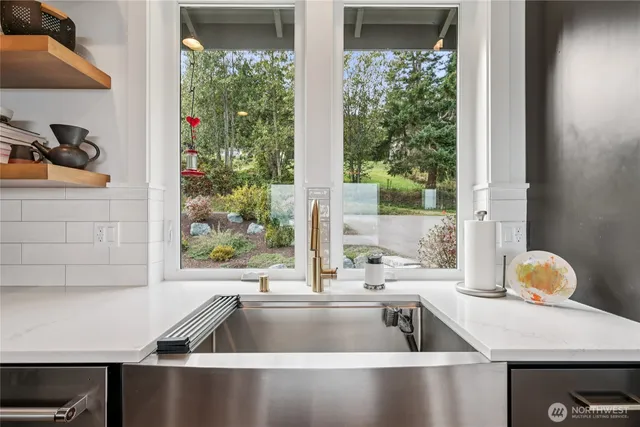 $1,595,000 | 505 South Michelle Drive, Camano Island, WA 98282