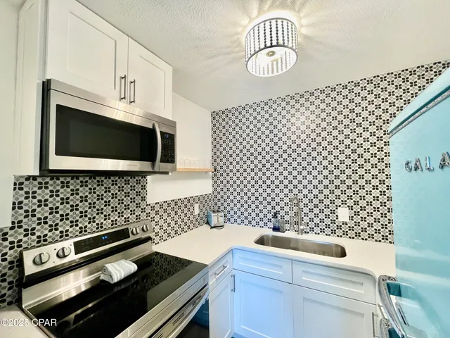 $198,000 | 301 Lullwater Drive, Unit 285, Panama City Beach, FL 32413