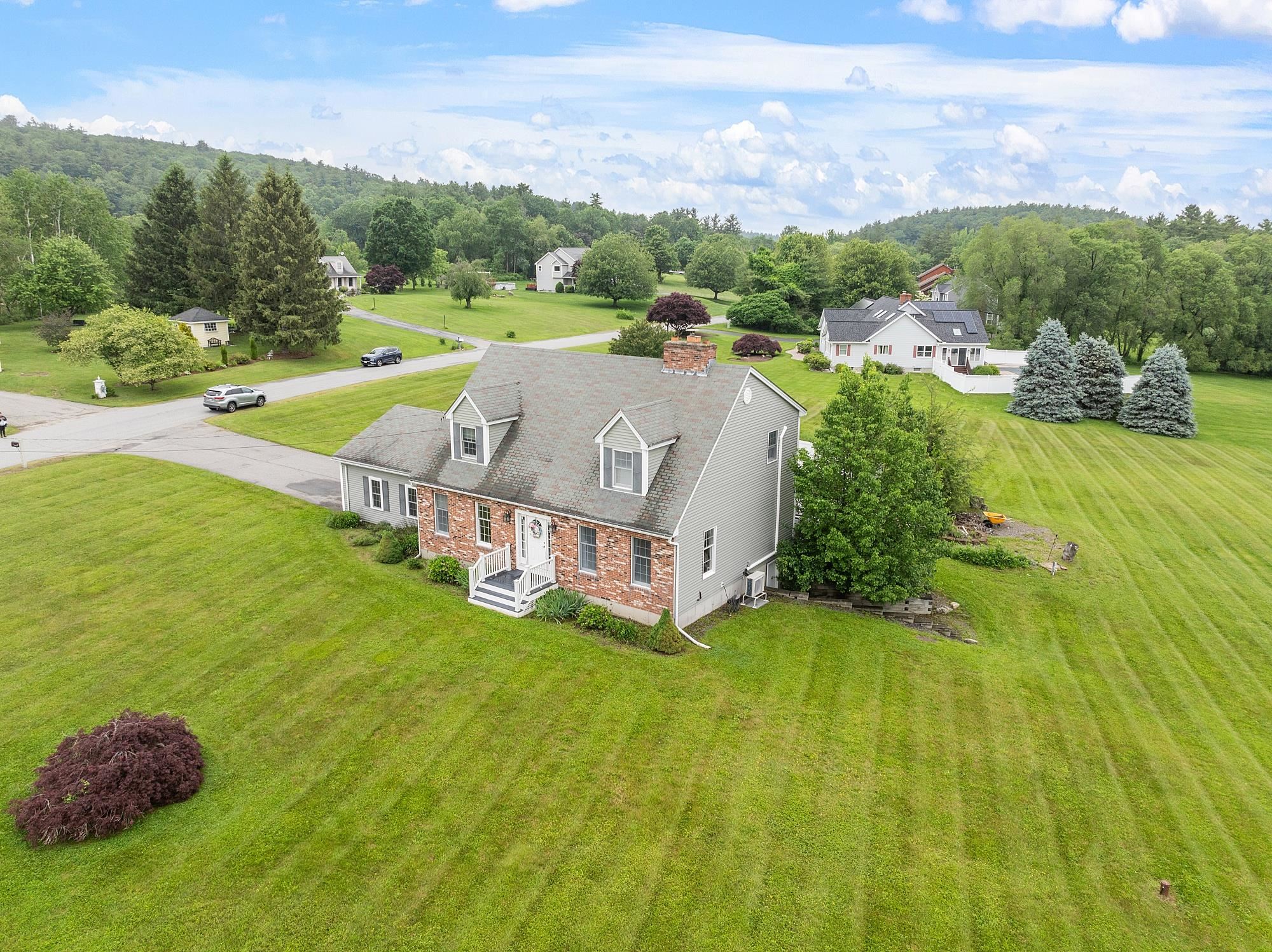 10 Jeremy Hill Road Pelham, NH 03076 - Photo 37 of 48