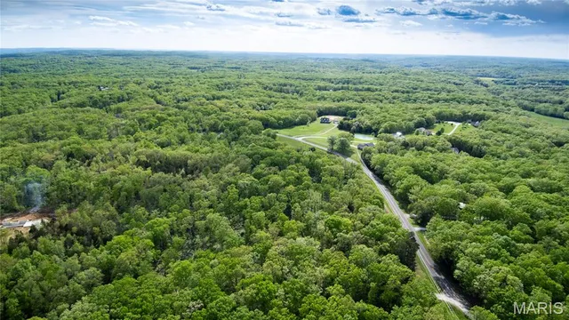 $136,500 | 28412 Twin Echos Drive, Jonesburg, MO 63351