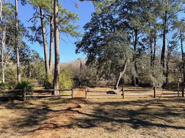 $499,900 | 127 Southeast 930th Street, Old Town, FL 32680