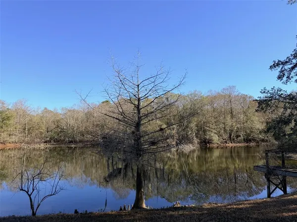 $489,900 | 127 Southeast 930th Street, Old Town, FL 32680