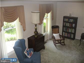 2276 Sand Trap Road Jamison, PA 18929 - Photo 5 of 12 Living Room