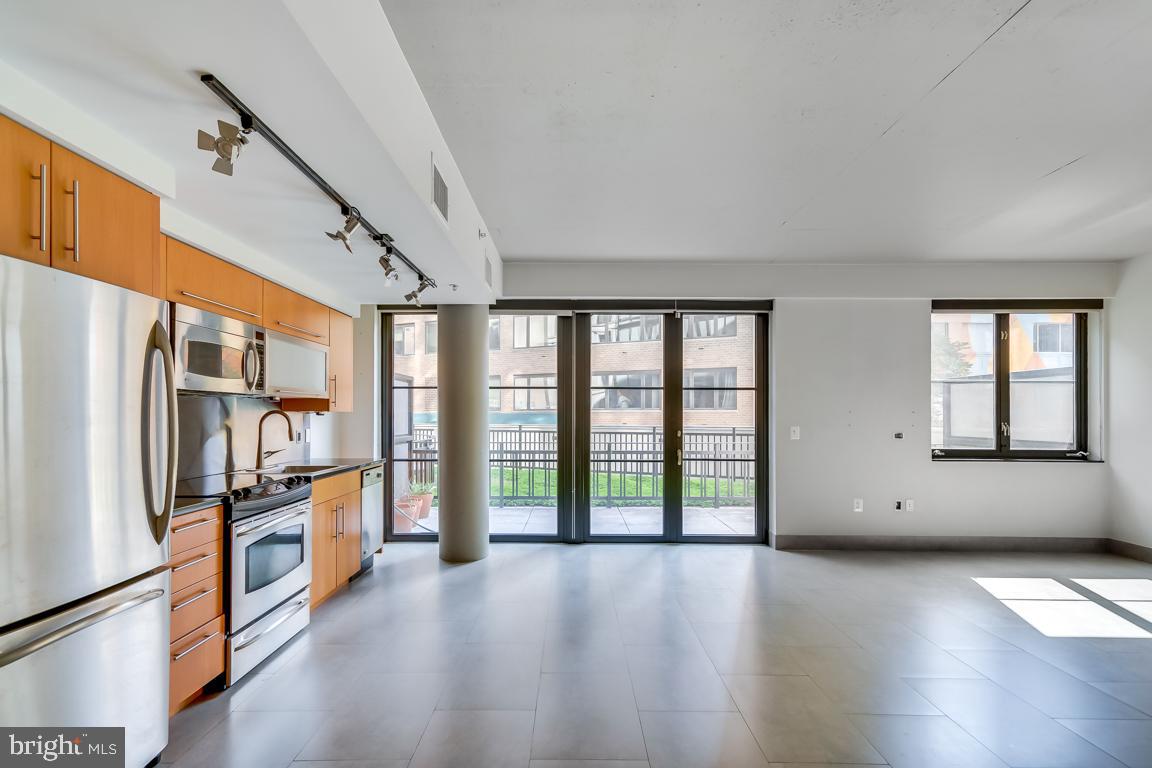 1133 14th Street Northwest, Unit 203 Washington, DC 20005 - Photo 4 of 25