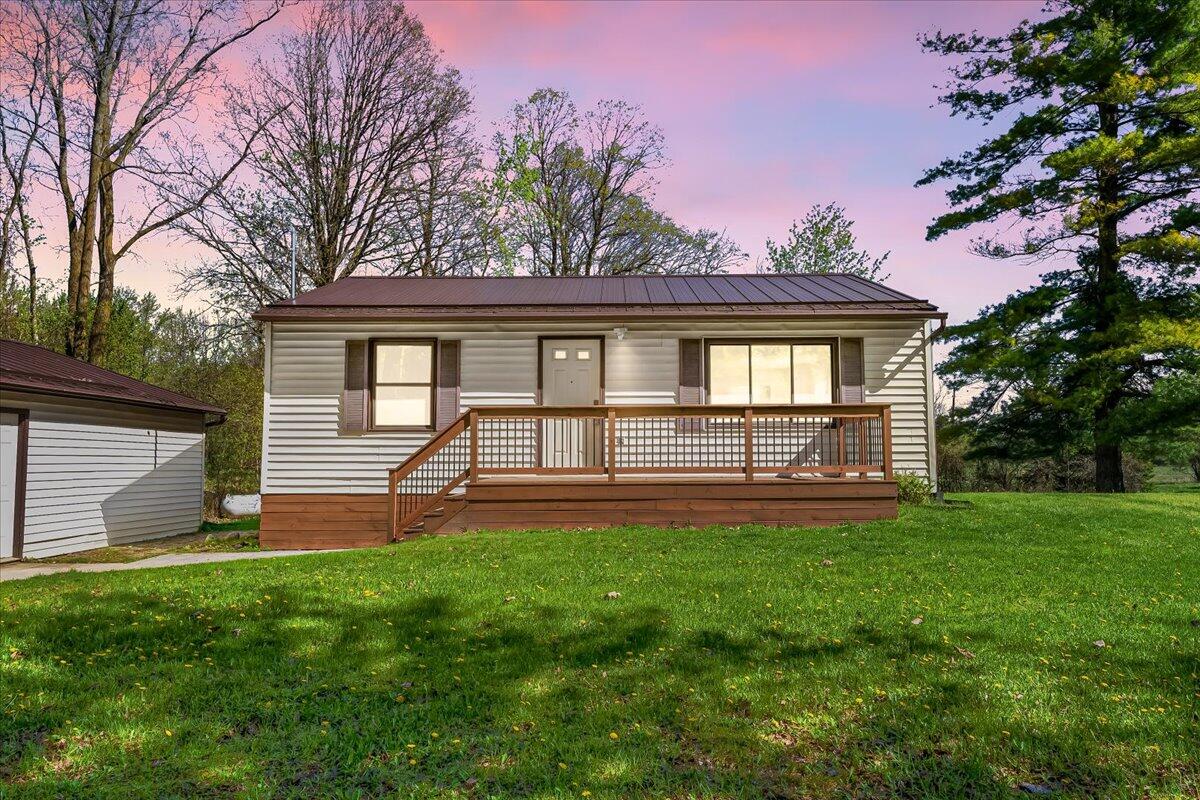 6979 Howe Road Bath, MI 48808 - Photo 1 of 25 6979 Howe