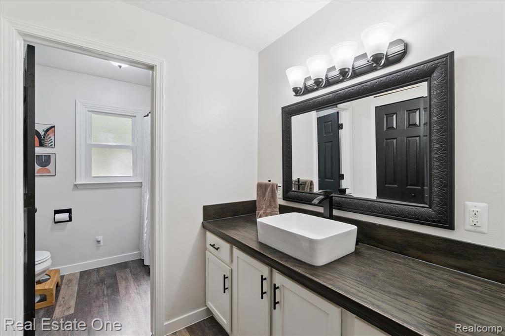 12160 White Lake Road Fenton, MI 48430 - Photo 19 of 46