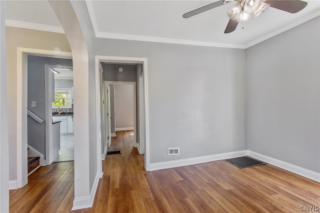 203 Maple Street Syracuse, NY 13210 - Photo 5 of 46