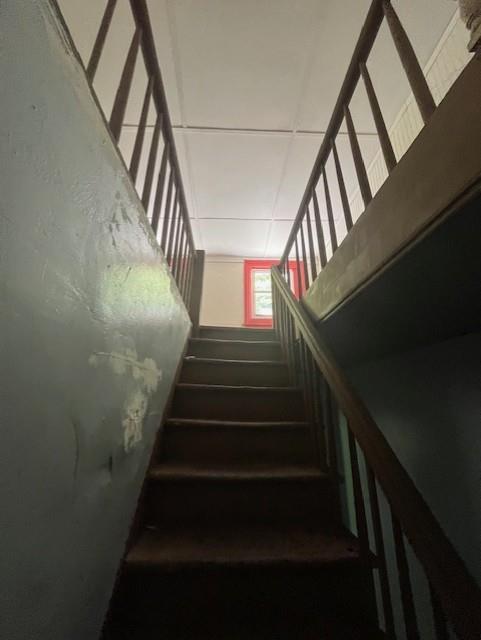 635 Rising Main Avenue Pittsburgh, PA 15212 - Photo 27 of 34 a view of entryway