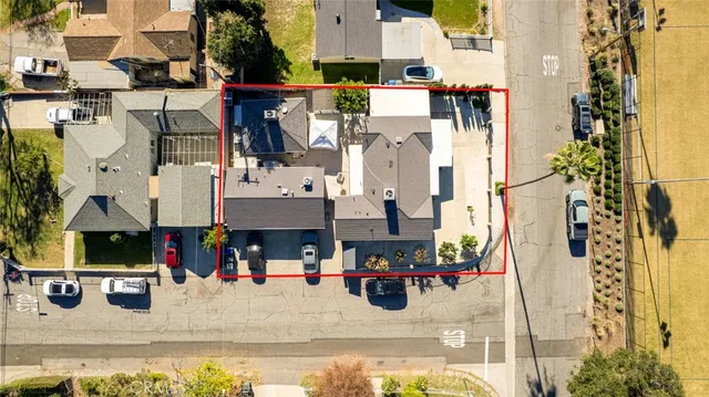 $2,499,000 | 1670 North Oxford Avenue, Pasadena, CA 91104