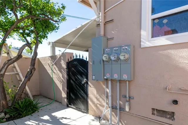 $2,499,000 | 1670 North Oxford Avenue, Pasadena, CA 91104