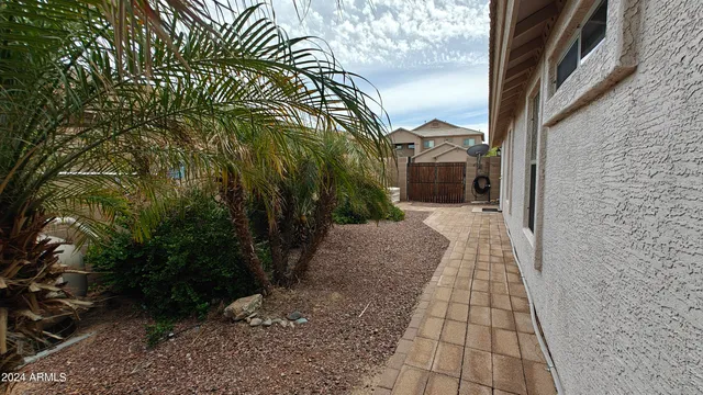 $3,500 | 43332 West Griffis Drive, Maricopa, AZ 85138