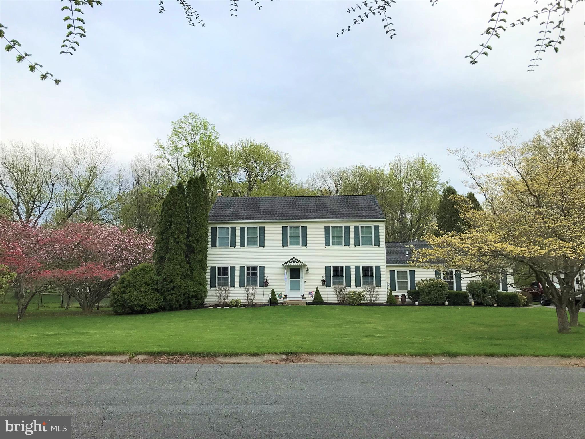 170 Maple Lane Doylestown, PA 18901 - Photo 3 of 49