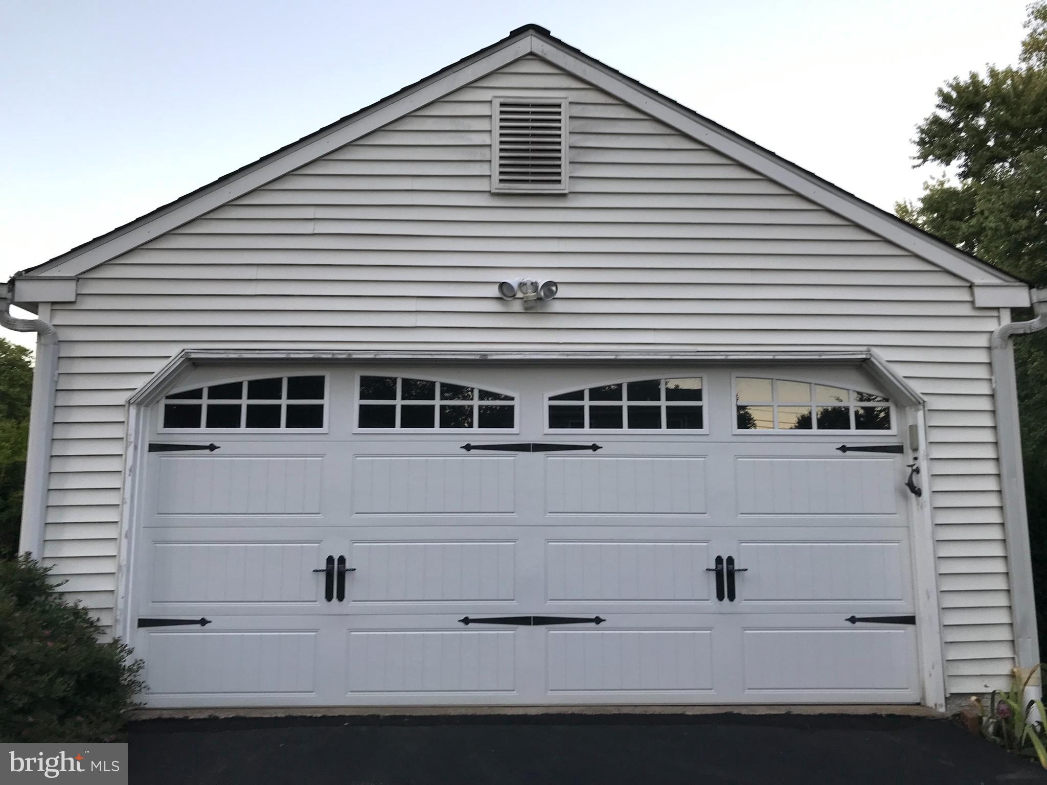 170 Maple Lane Doylestown, PA 18901 - Photo 4 of 49