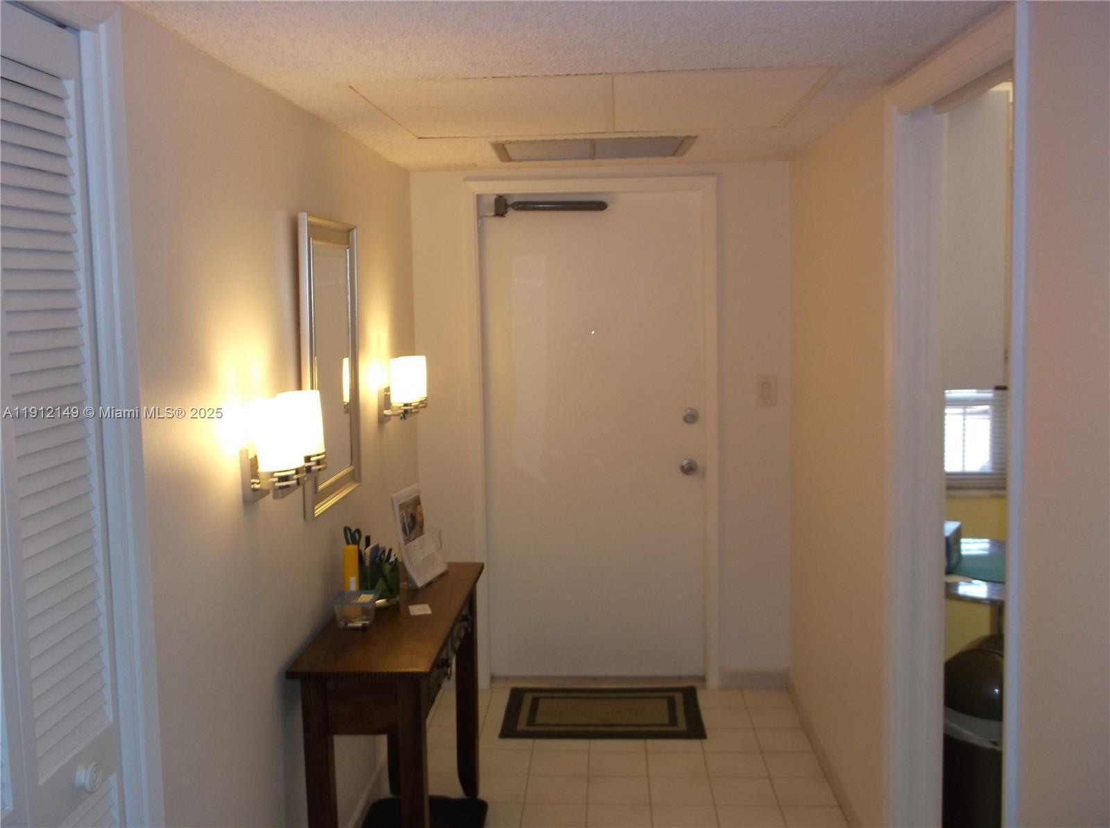 3080 North Course Drive, Unit 209 Pompano Beach, FL 33069 - Photo 5 of 35 a view of bathroom