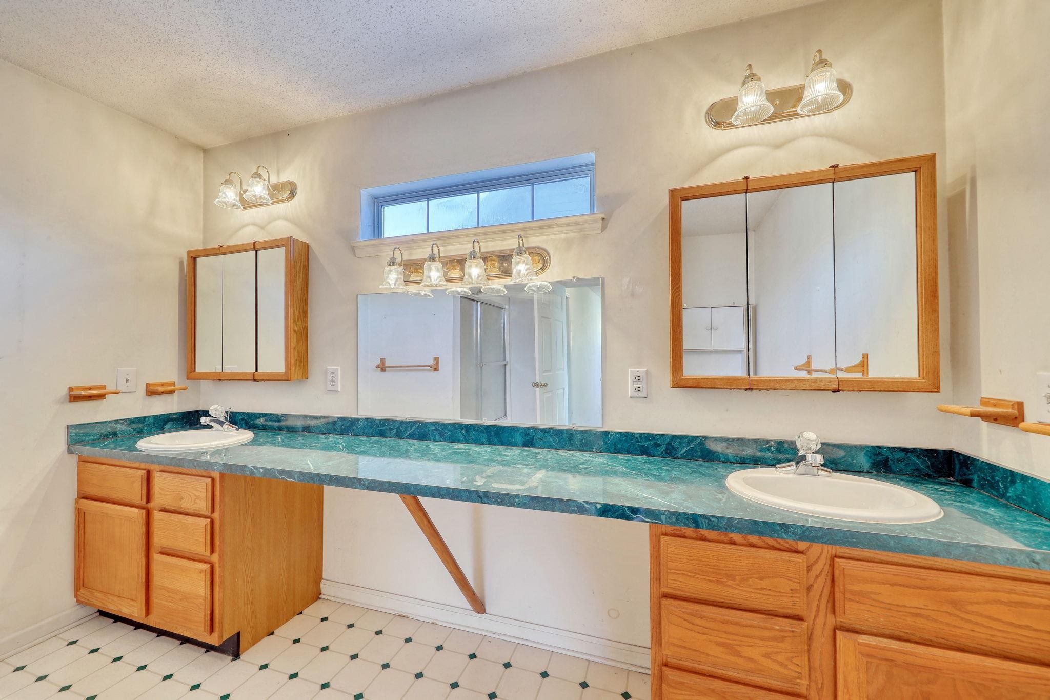 902 Pebble Lane Murrells Inlet, SC 29576 - Photo 17 of 28 Gallery Image 17