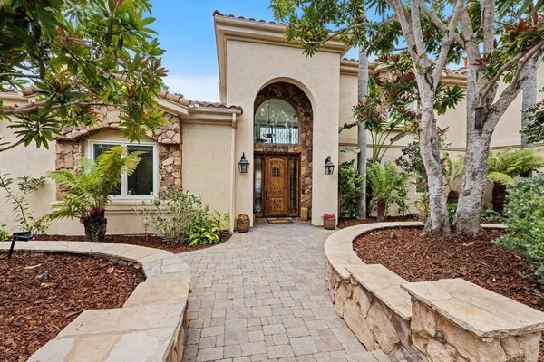 $3,995,000 | 602 Hymettus Avenue, Encinitas, CA 92024