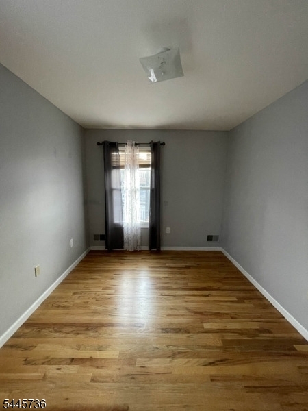 510 Edgar Road Elizabeth, NJ 07202 - Photo 6 of 19
