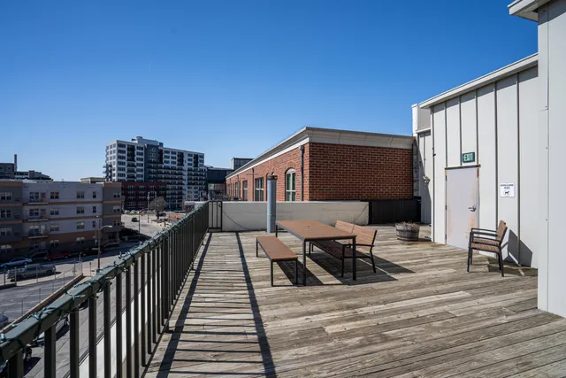 $345,000 | 210 South Water Street, Unit 218, Milwaukee, WI 53204