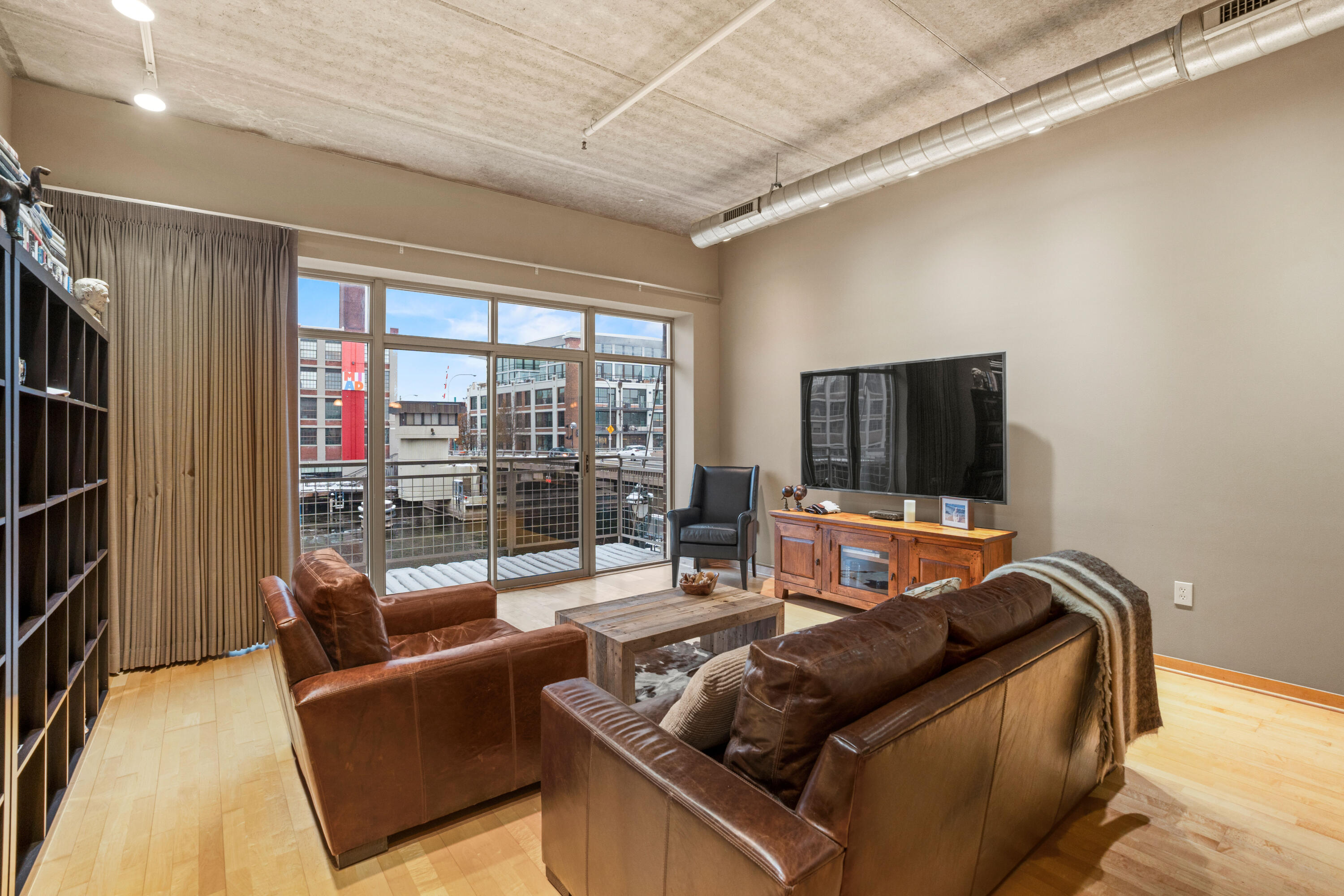 210 South Water Street, Unit 218 Milwaukee, WI 53204 - Photo 10 of 38 Living Room