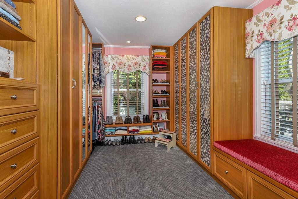 622 Bay Road Stoughton, MA 02072 - Photo 16 of 21 Gallery Image 16