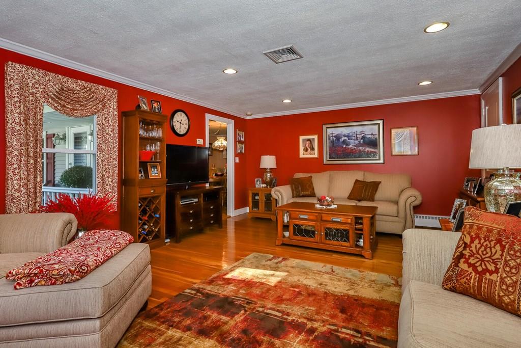 622 Bay Road Stoughton, MA 02072 - Photo 5 of 21 Gallery Image 5