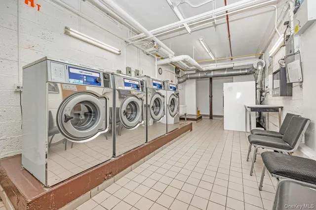 $295,000 | 9850 63rd Drive, Unit 1F | Rego Park