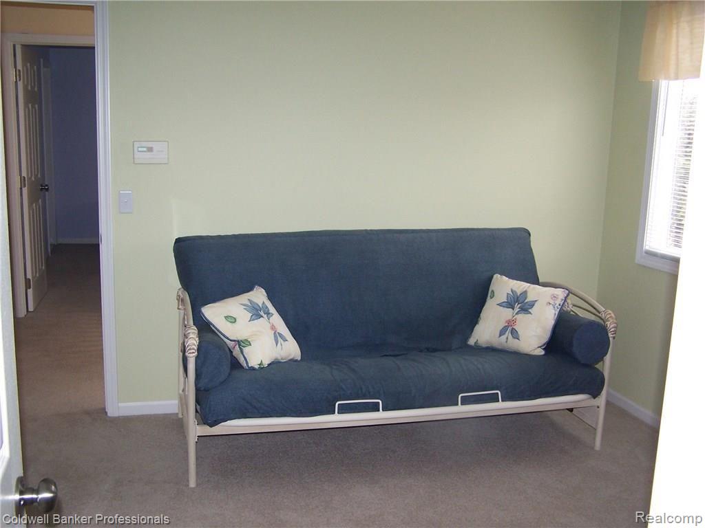 4528 Ascot Court Rochester, MI 48306 - Photo 21 of 34 Bedroom #3