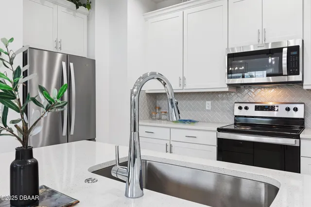 $3,650 | 208 Ocean Hammock Loop, Daytona Beach, FL 32124