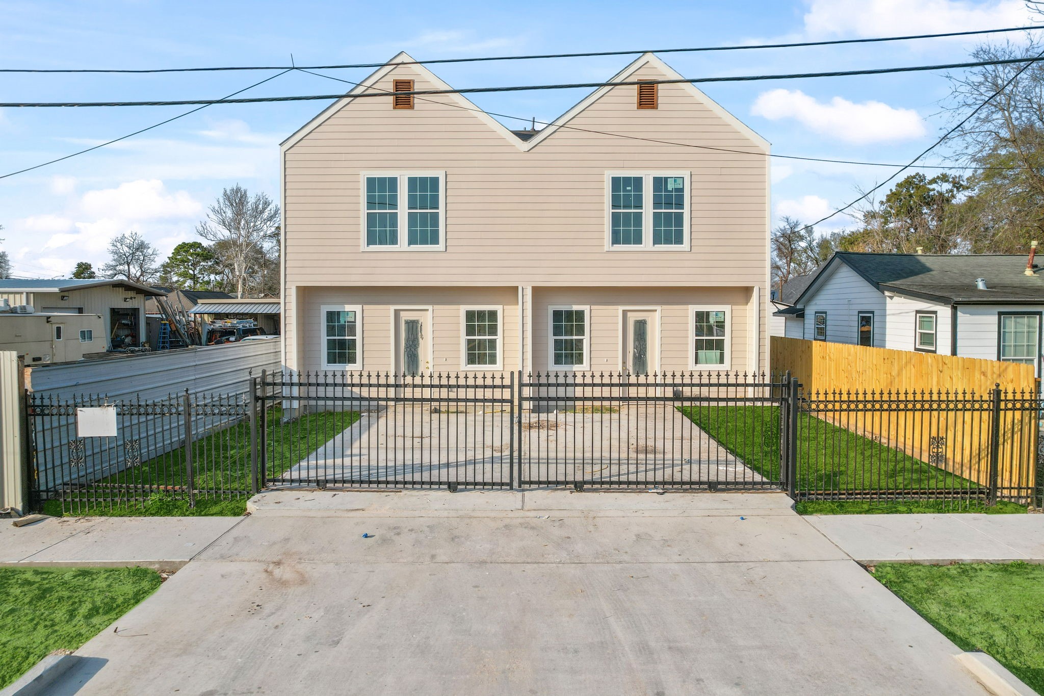 721 Doverside Street Houston, TX 77022 - Photo 2 of 6 front view of a house with a yard